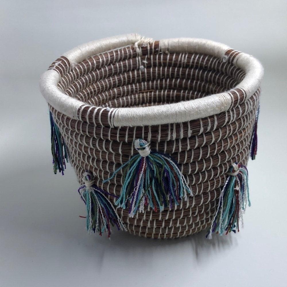 Pine Needle Tassel Basket